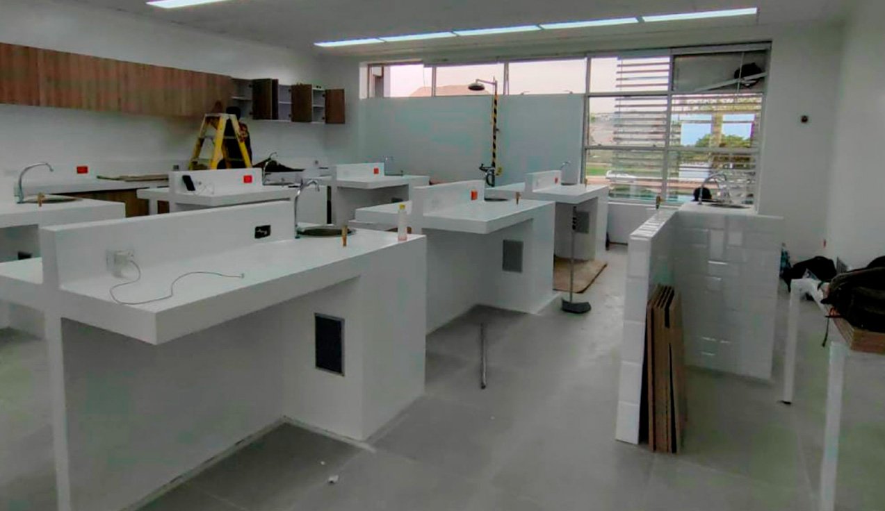 LABORATORIOS.jpg