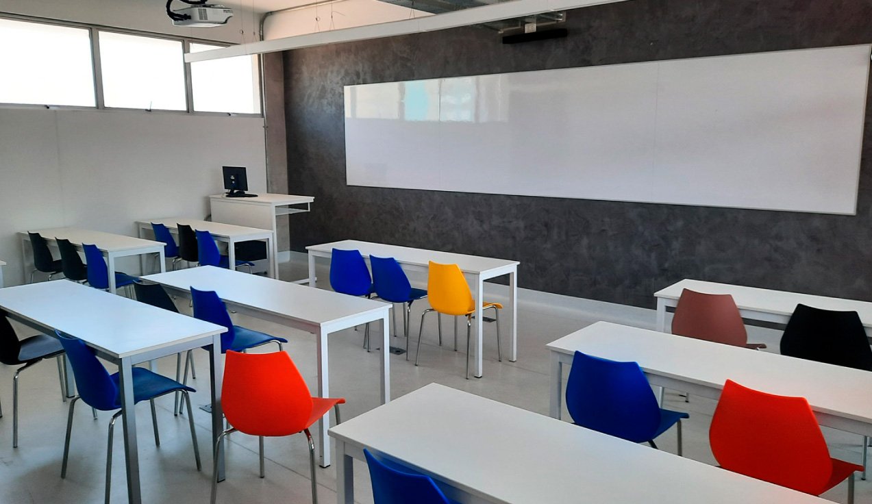 SALA-DE-ALUMNOS.jpg